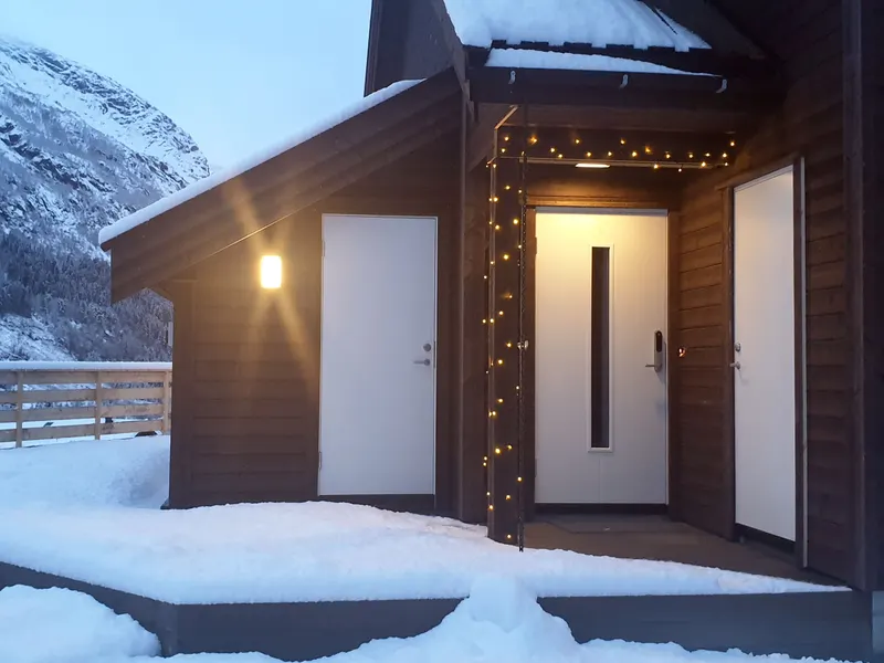 The entrance in winter